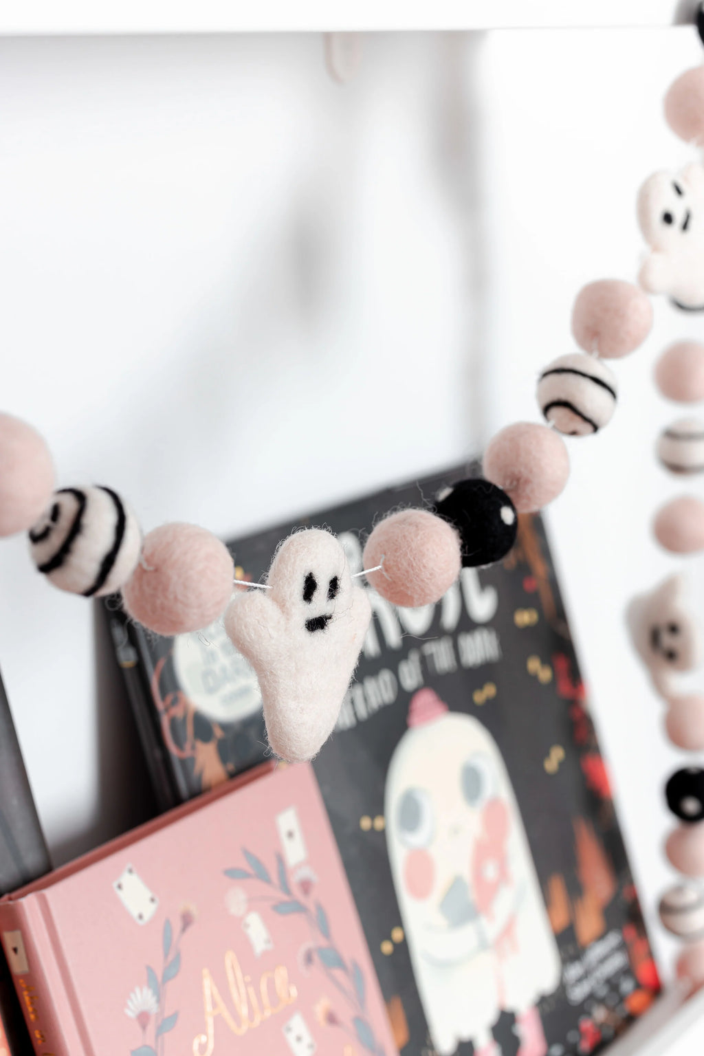 Ghost Blush Halloween Felt Garland