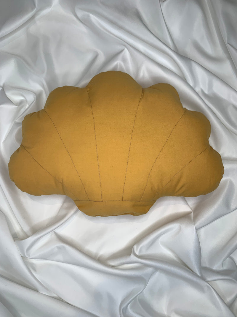 Shell Pillow | Maple Butter