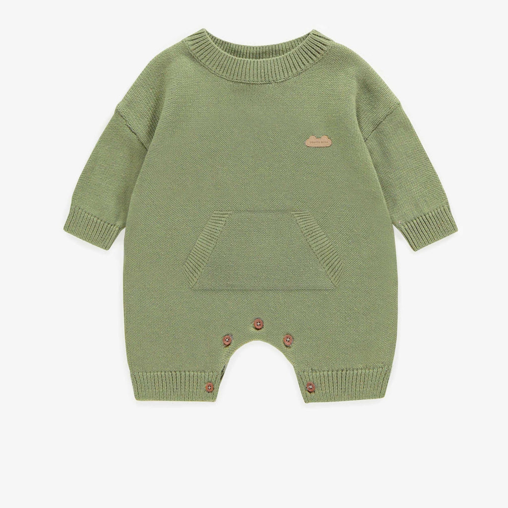 Green long-sleeved one-piece made in a soft knitwear of linen and cotton.